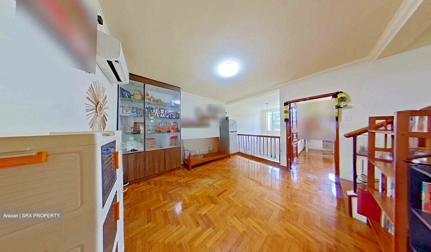 Hougang Street 13 (D19), Terrace #454433341